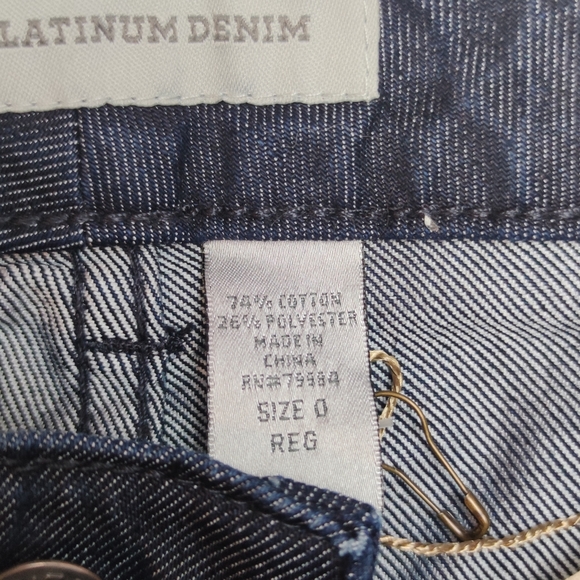 Chico's Jeans The Ultimate Fit NWT Bootcut Size 0 - Picture 6 of 13